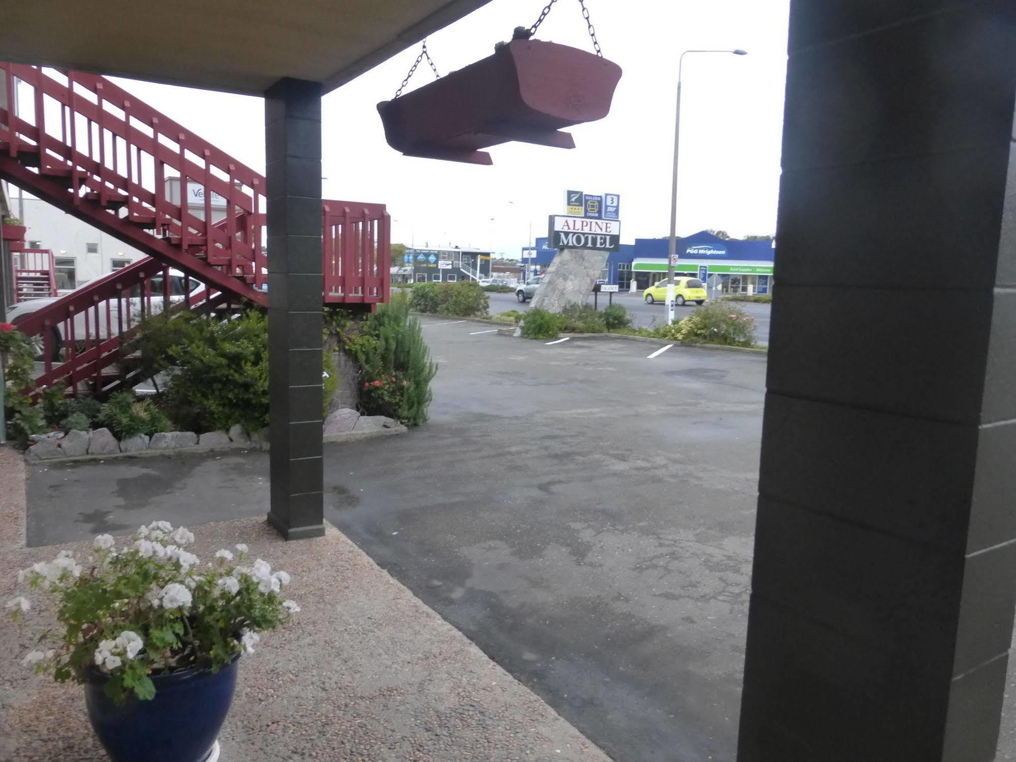 אואהמרו Alpine Motel מראה חיצוני תמונה